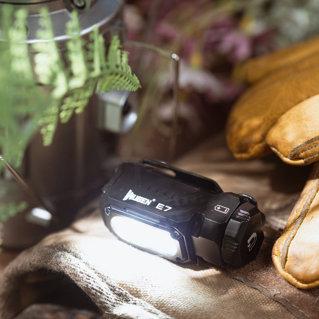 E7 Multi-functional EDC Flashlight 1800 Lumens